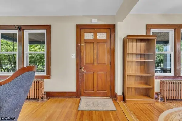 175 S Bridge St, Somerville Boro, NJ 08876