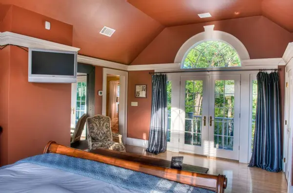 182 Victoria Dr, Bridgewater Twp., NJ 07920