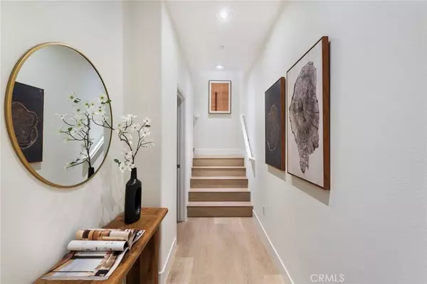 50 Cienega, Irvine, CA 92618