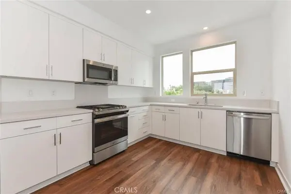 331 Placemark, Irvine, CA 92614