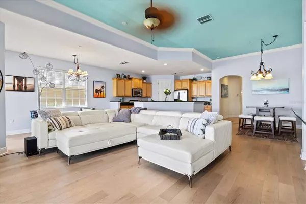 1123 RIVERSCAPE ST #D, Bradenton, FL 34208