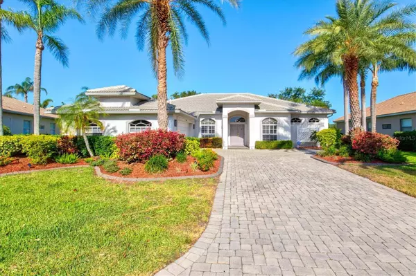 7582 CAMDEN HARBOUR DR, Bradenton, FL 34212