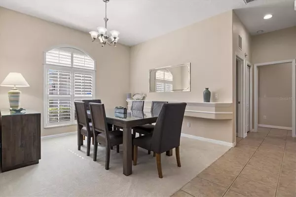 7582 CAMDEN HARBOUR DR, Bradenton, FL 34212