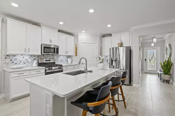 17578 HOLLY WELL AVE, Wimauma, FL 33598