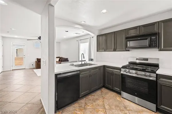 9156 Point Lace CT, Las Vegas, NV 89149
