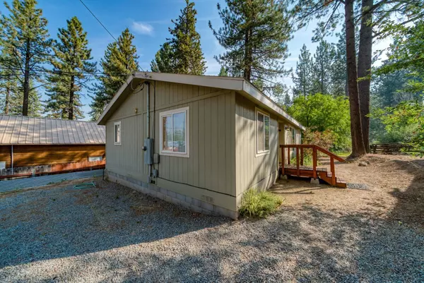 460 Utah Street, Portola, CA 96122