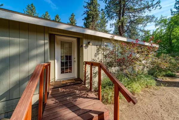 460 Utah Street, Portola, CA 96122