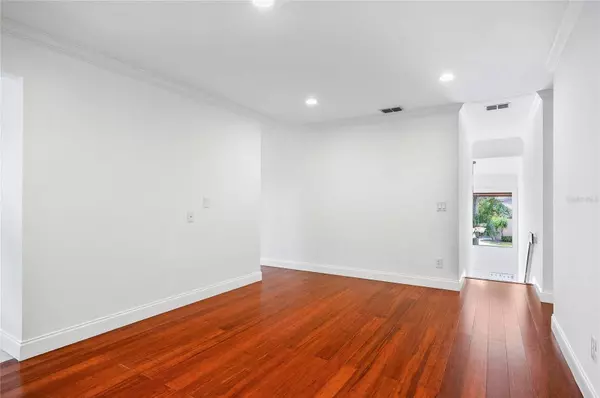 8 OAKMONT CT #0, Palm Coast, FL 32137