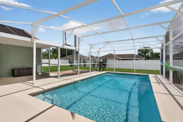 2443 AINSWORTH AVE, Deltona, FL 32738