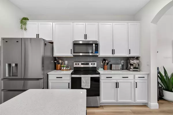 2 RIDGE RD, Palm Coast, FL 32137