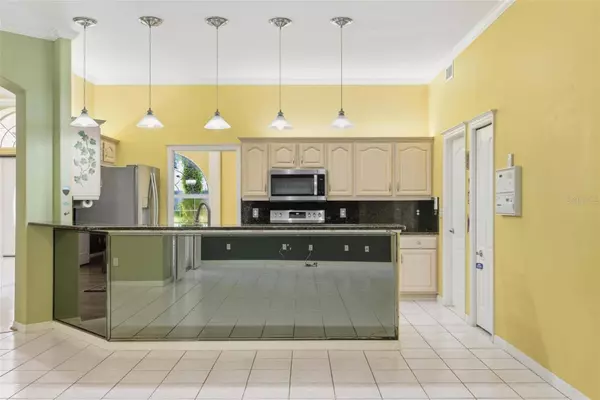 20 WOODFORD LN, Palm Coast, FL 32164