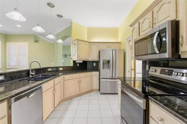 20 WOODFORD LN, Palm Coast, FL 32164