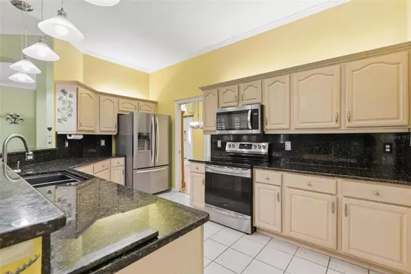 20 WOODFORD LN, Palm Coast, FL 32164