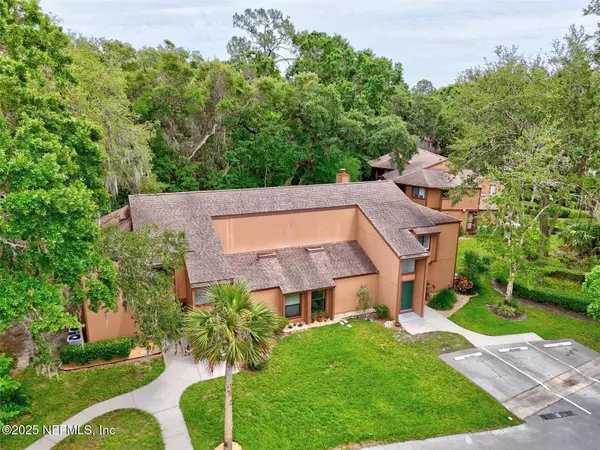 8 OAKMONT CT #0, Palm Coast, FL 32137