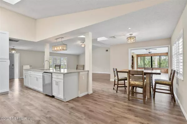 36 WOODWARD LN, Palm Coast, FL 32164