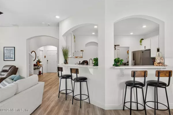 2 RIDGE RD, Palm Coast, FL 32137