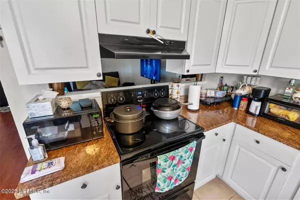 3079 PIGEON COVE ST, Deltona, FL 32738