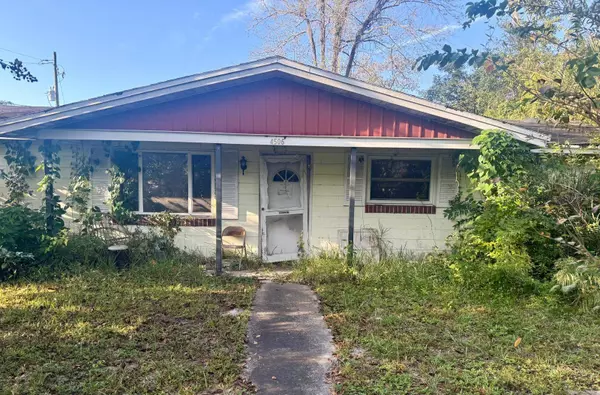 4506 KEY WOODLEY DR S, Jacksonville, FL 32218