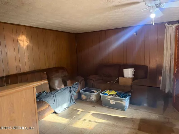 4506 KEY WOODLEY DR S, Jacksonville, FL 32218