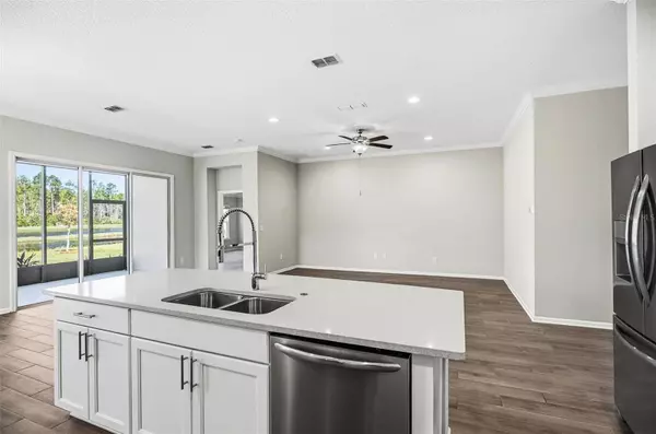 83 HUMMINGBIRD CT, Palm Coast, FL 32164