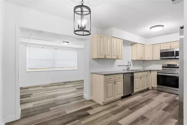 1598 3RD ST, Daytona Beach, FL 32117