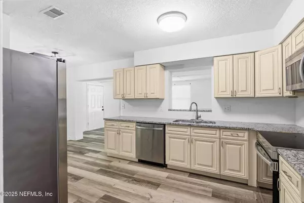 1598 3RD ST, Daytona Beach, FL 32117