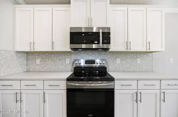 83 HUMMINGBIRD CT, Palm Coast, FL 32164