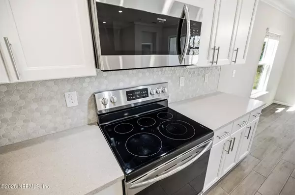 83 HUMMINGBIRD CT, Palm Coast, FL 32164