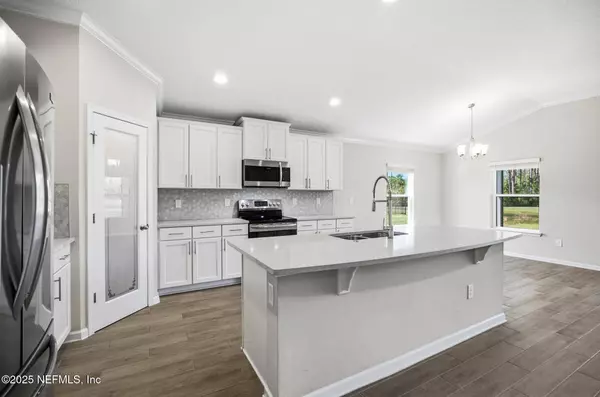 83 HUMMINGBIRD CT, Palm Coast, FL 32164