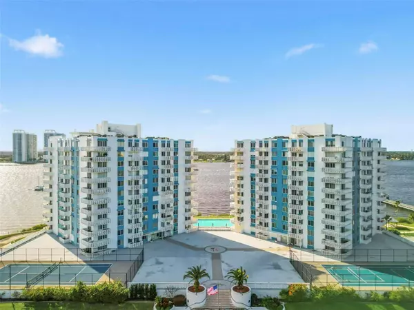 925 N HALIFAX AVE #103, Daytona Beach, FL 32118