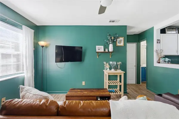 1532 ZINNIA DR, Deltona, FL 32725