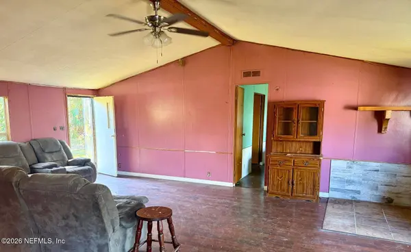 116 STONE FARM RD, East Palatka, FL 32131