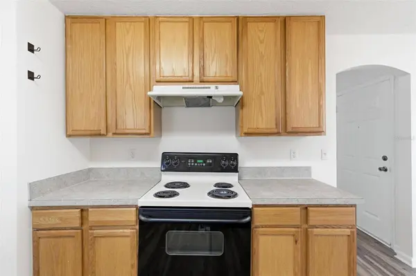 2537 BLACKSTONE CT, Jacksonville, FL 32221