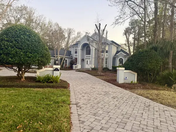 100 LAMP LIGHTER LN, Ponte Vedra Beach, FL 32082