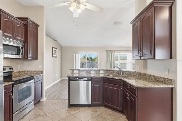 656 GAINSBORO ST, Deltona, FL 32725