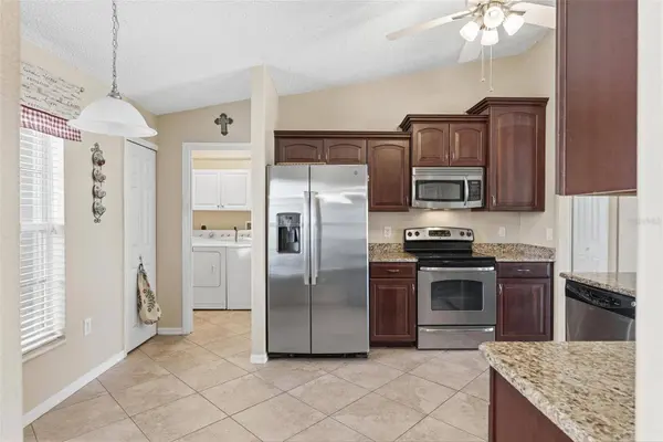 656 GAINSBORO ST, Deltona, FL 32725