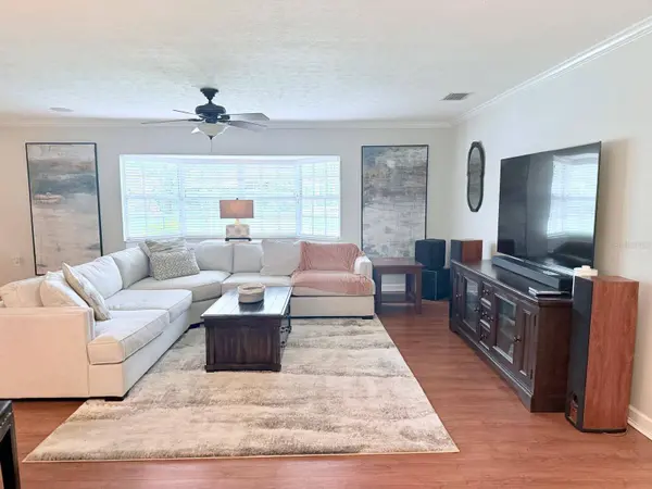 1310 BRANDONWOOD DR, Brandon, FL 33510