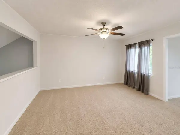 8565 WINDYPINE LN, Jacksonville, FL 32244
