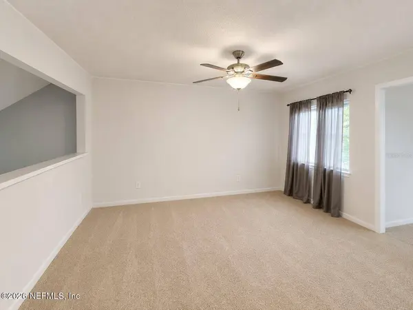 8565 WINDYPINE LN, Jacksonville, FL 32244