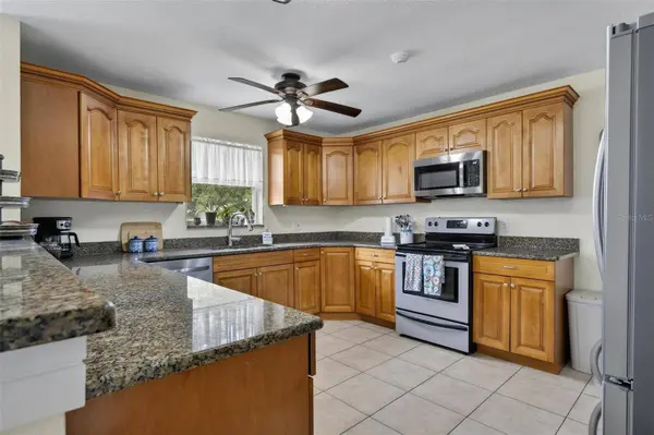8622 SAINT PATRICK LN, Jacksonville, FL 32216