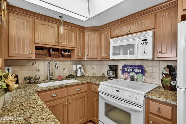 3013 Atlantic AVE #2060, Daytona Beach Shores, FL 32118