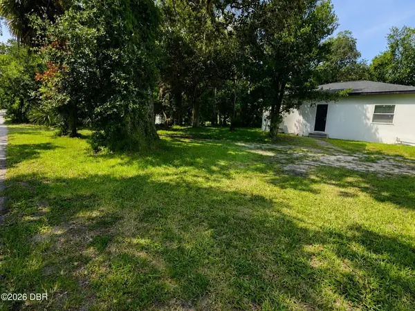 547 Live Oak AVE