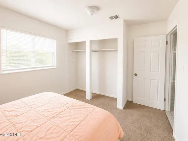 605 Laisy DR, Deland, FL 32724