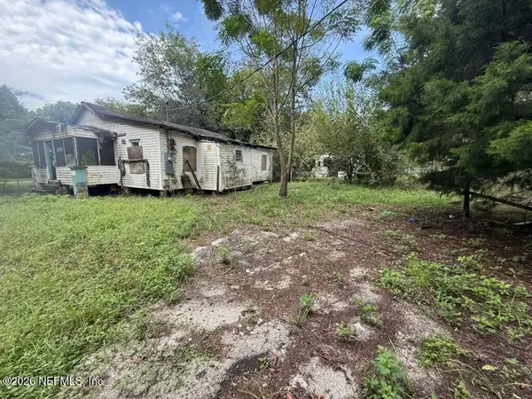 111 CEDAR AVE, Palatka, FL 32177