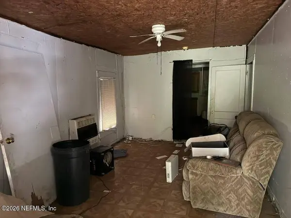 111 CEDAR AVE, Palatka, FL 32177