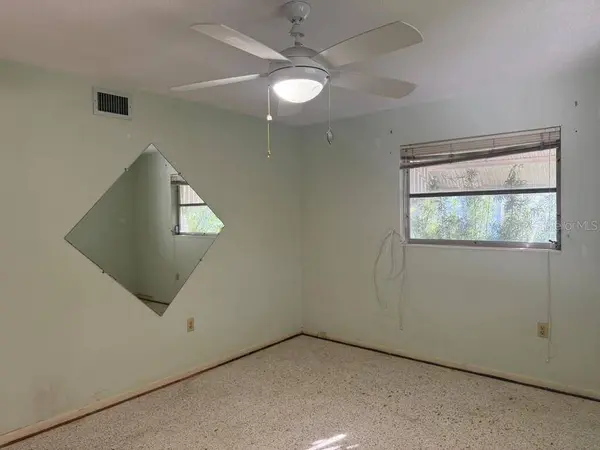 230 E ROBERTS ST, Orange City, FL 32763