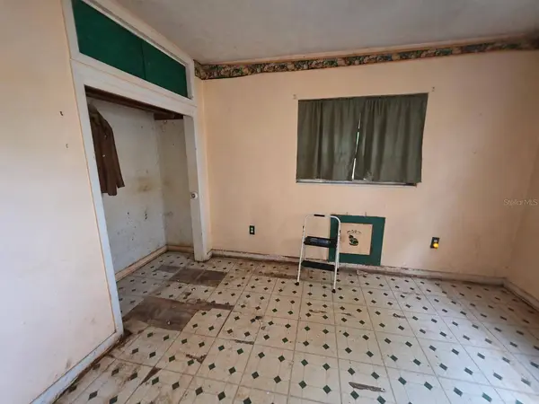 1265 E MINNESOTA AVE, Deland, FL 32724