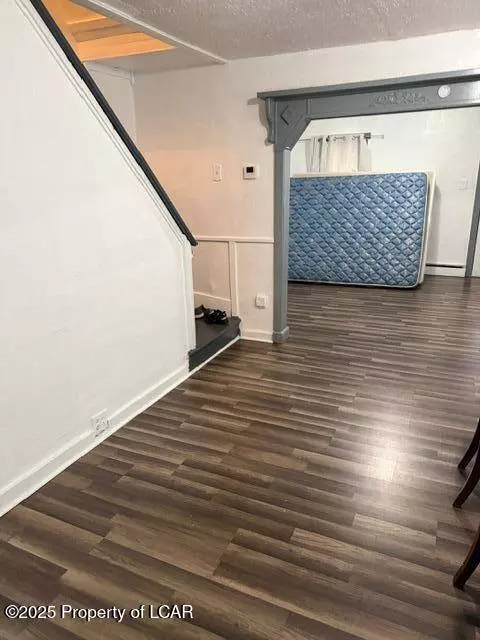 924 Pine Street, Freeland, PA 18224