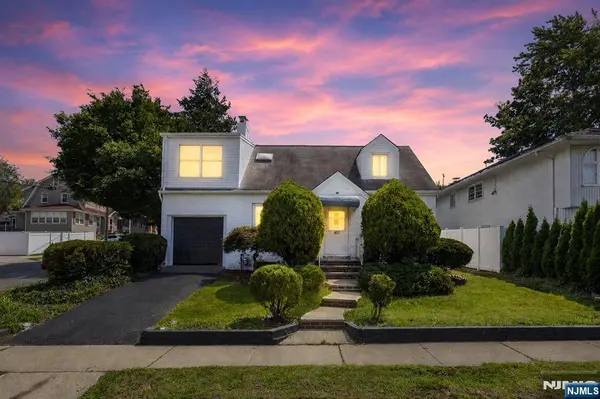 407 Palisade AVE
