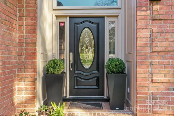 221 Colony DR, Mooresville, NC 28115